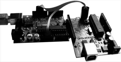 ISP (ICSP) � ������������ �� Arduino.